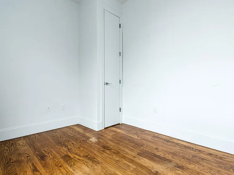 1635 Putnam Ave #2F — Photo 9