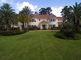 6 Kings Lake Estate Blvd, Humble, TX 77346