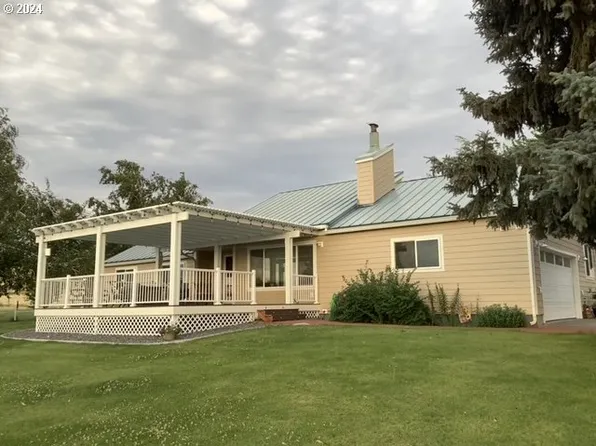 81767 Bird Haven Ln, Umatilla, OR 97882