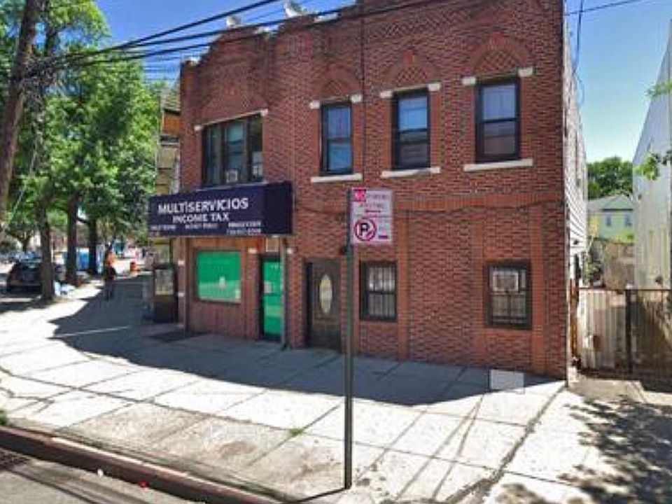 1st image of 9752 Corona Ave #1A