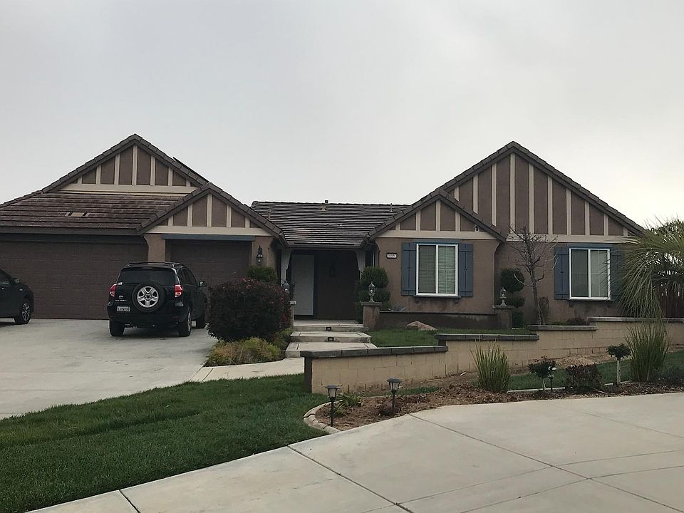 1st image of 20852 Silktassel Ct