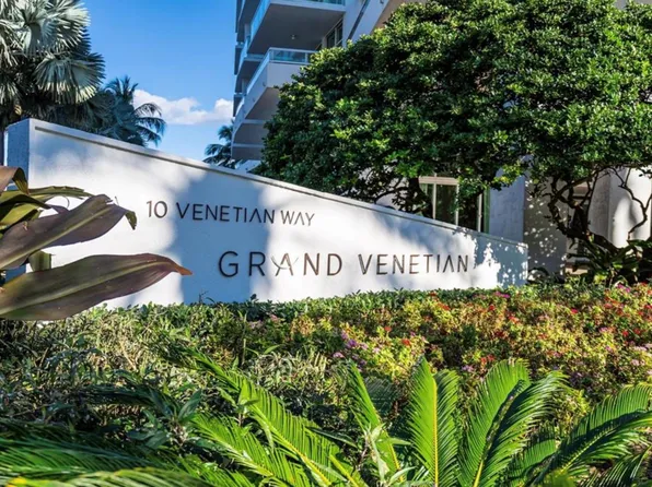 10 Venetian Way #502, Miami Beach, FL 33139