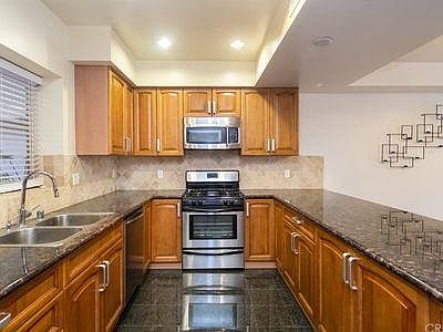 3rd image of 11218 Camarillo St APT 104