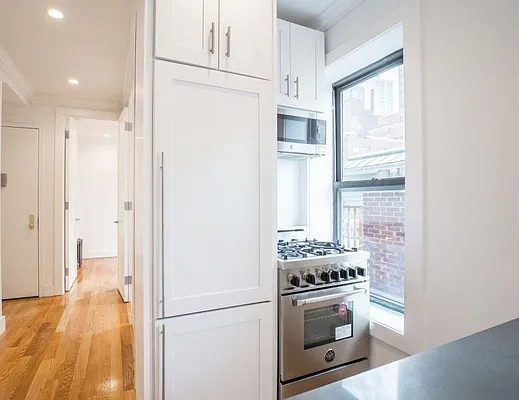 Rented by Living New York | media 7