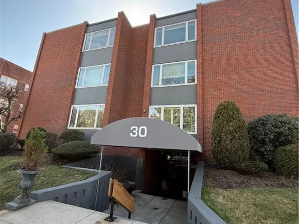 30 Blackstone Blvd APT 101, Providence, RI 02906