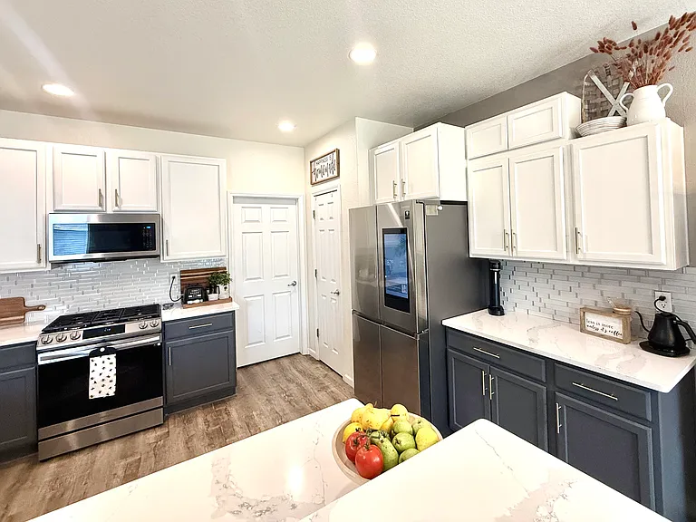 537 Stetson Ct — Photo 12