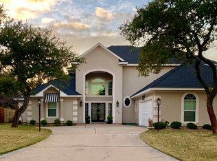 451 Augusta Dr, Rockport, TX 78382