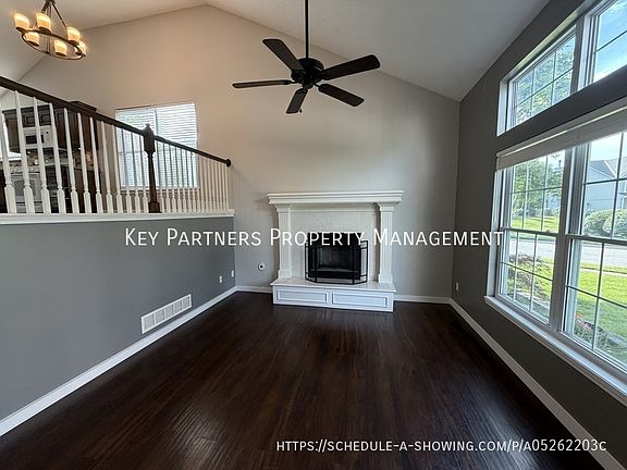 4th image of 16409 W 157th Ter