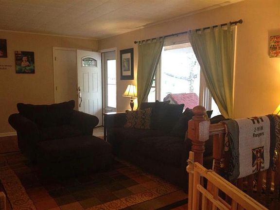 2nd image of 700 Crestview Dr