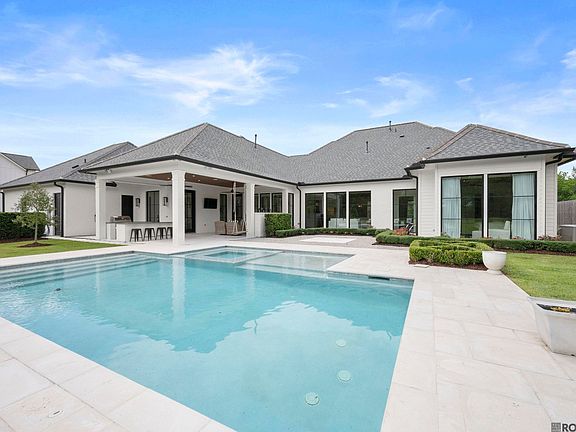 3rd image of 10523 Manchac Reserve Dr