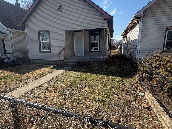 3rd image of 328 S Addison St