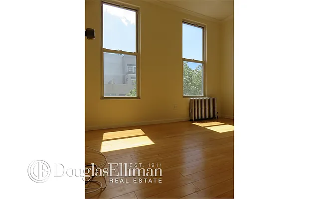 Rented by Douglas Elliman | media 31