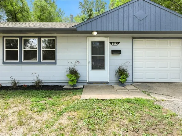 8613 E 114th St, Kansas City, MO 64134