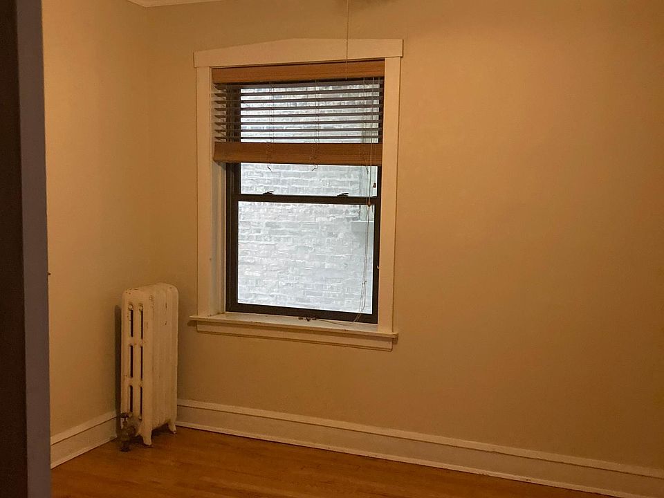 1st image of 5124 N Winchester Ave #1