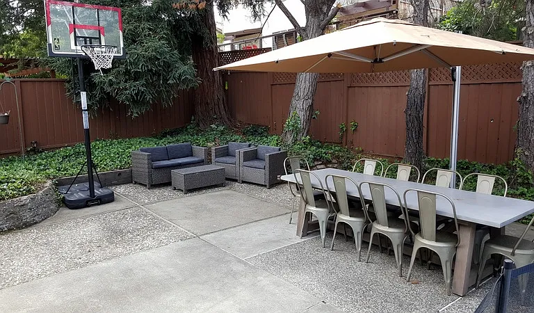 243 Prince St — Photo 8