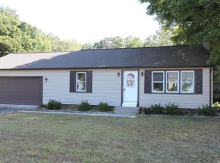 49 W Belmont St, Ludlow, MA 01056