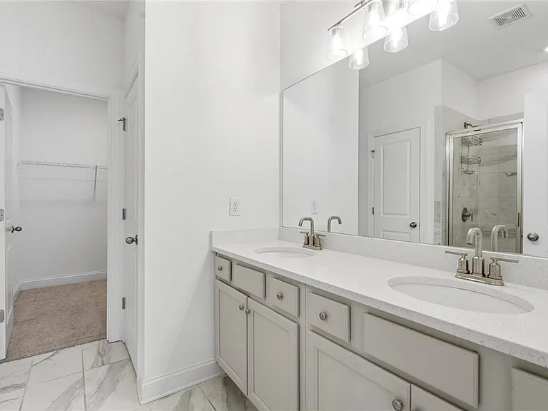 2438A Figaro Dr — Photo 24