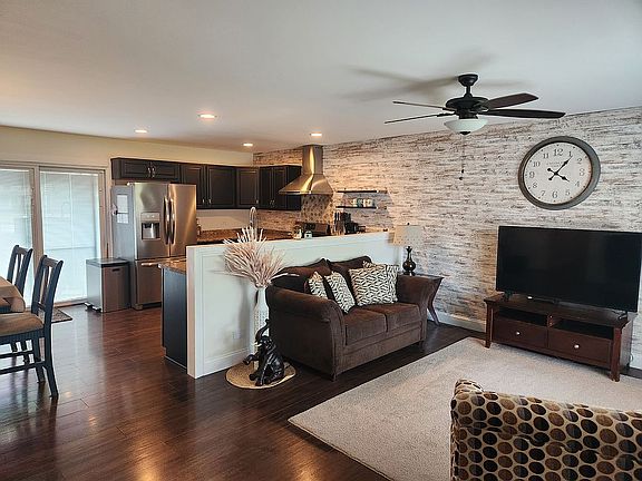2nd image of 20246 S Holly Ln