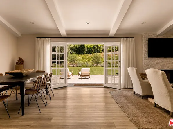 3736 Eddingham Ave, Calabasas, CA 91302