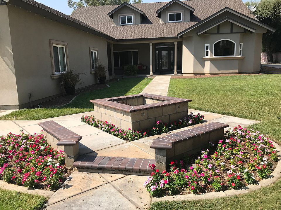 1st image of 863 E Leadora Ave