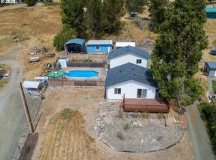2398 Roberts Creek Rd, Roseburg, OR 97470