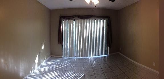 4th image of 9290 NW 40th St