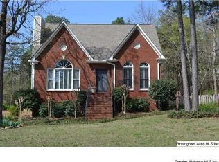 132 Milgray Ln, Calera, AL 35040