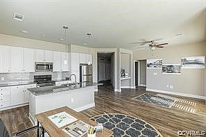 5th image of 10521 Stoney Bluff Dr #111
