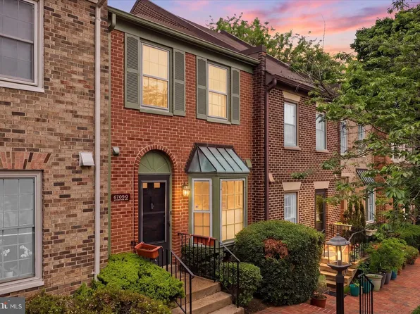 6705 Washington Blvd #D, Arlington, VA 22205