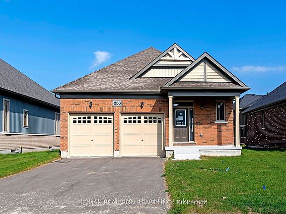 2nd image of 256 Duncan St