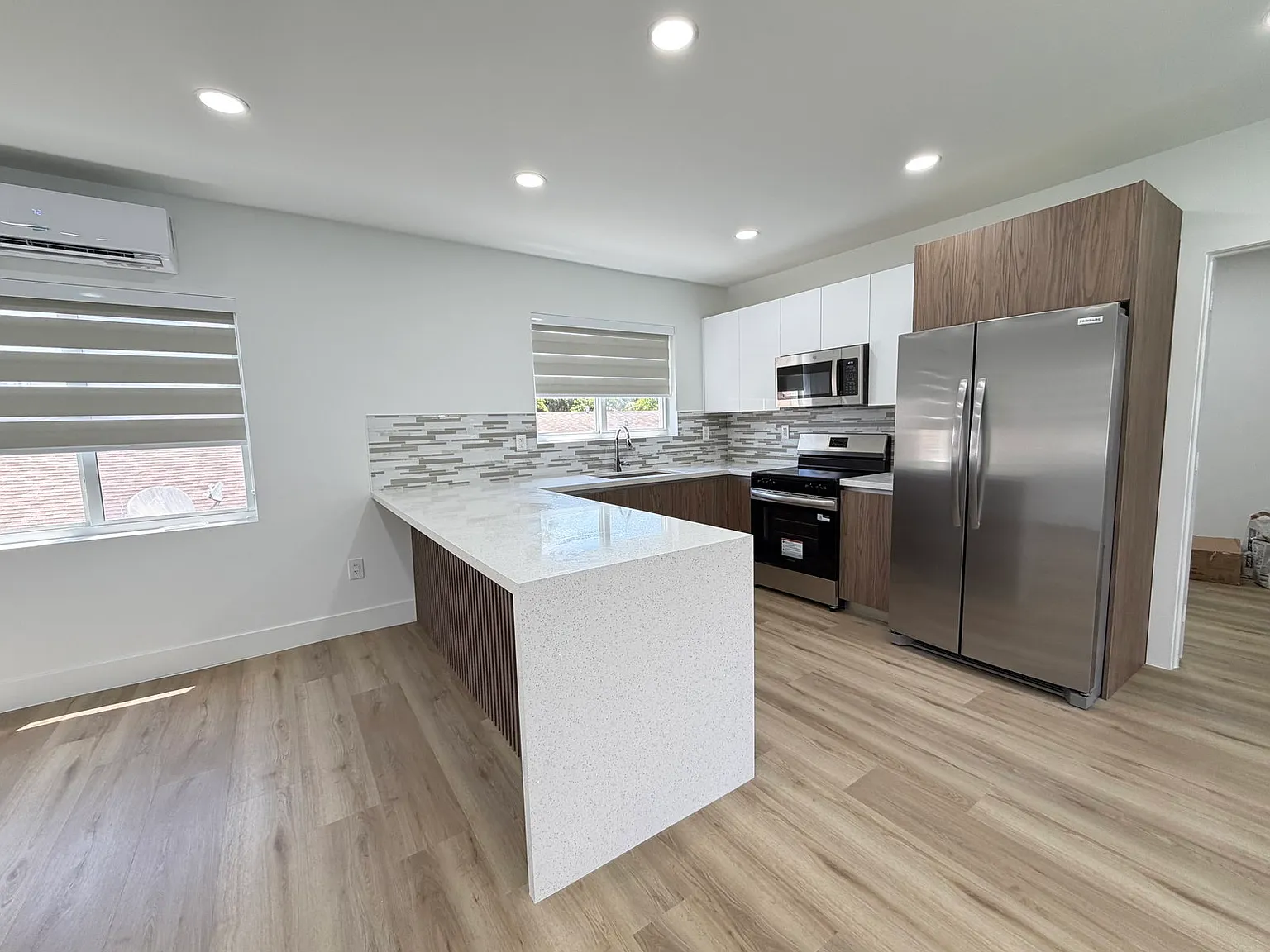 1 bed, 1.0 bath, $2,000 — Photo 1