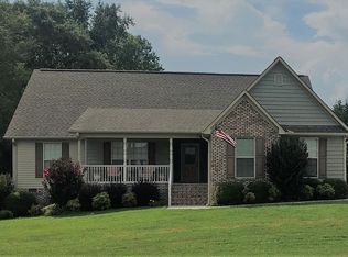 458 Summerfield Dr, Albertville, AL 35951