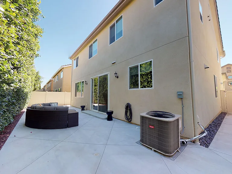 19725 Corbin Ln — Photo 45