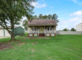 2921 Tram Rd, Fuquay Varina, NC 27526