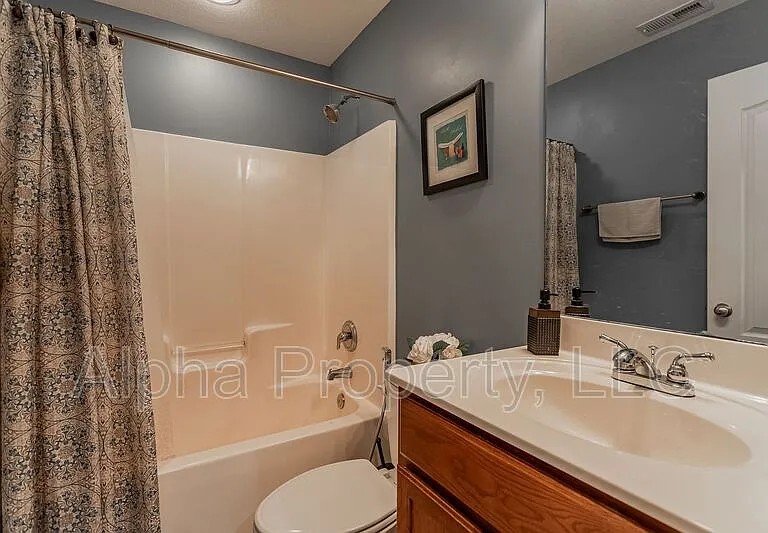 105 Herndon Ct — Photo 18
