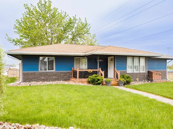 1425 Highview Dr, Perry, IA 50220