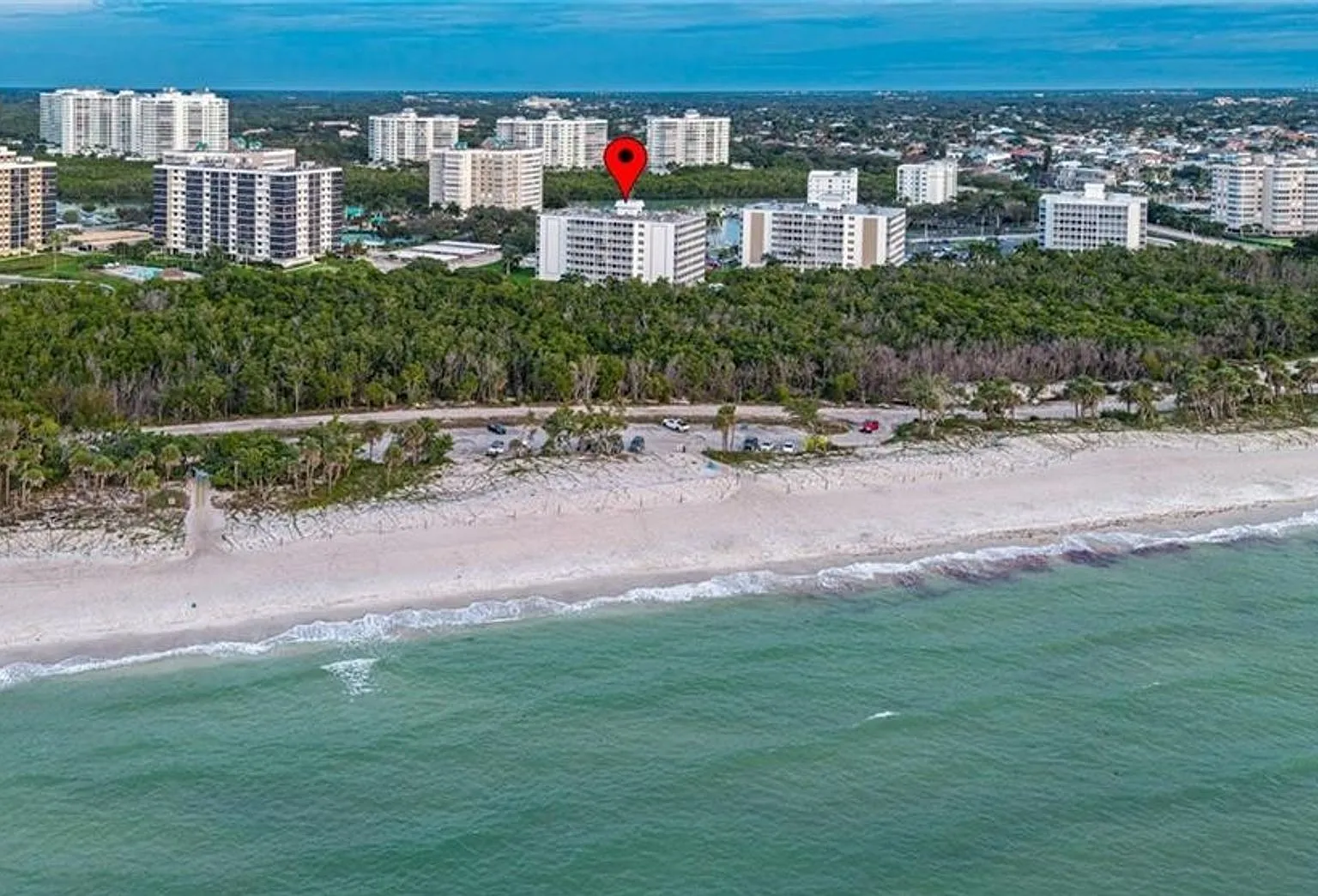 ** Stunning Beachside Townhouse Condo In Vanderbilt Towers Naples, Fl ** Looking For A Long-Term ... — Photo 2