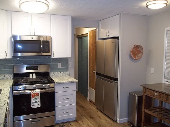 5th image of 4860 E Main St #B-72