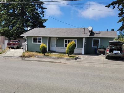 515 Pacific Ave, Brookings, OR, 97415