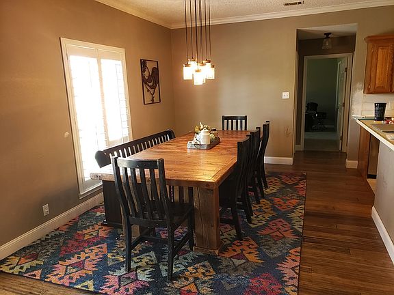 5th image of 1202 Buena Vista Dr