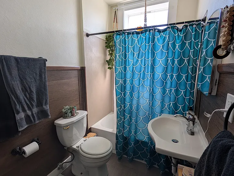 2319 N Monroe St #2 — Photo 14