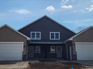 582 Grove St, Oshkosh, WI 54901