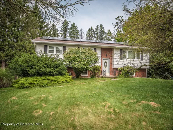 537 Gladiola Dr, Clarks Summit, PA 18411