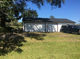 2317 Shanks Rd, Angleton, TX 77515