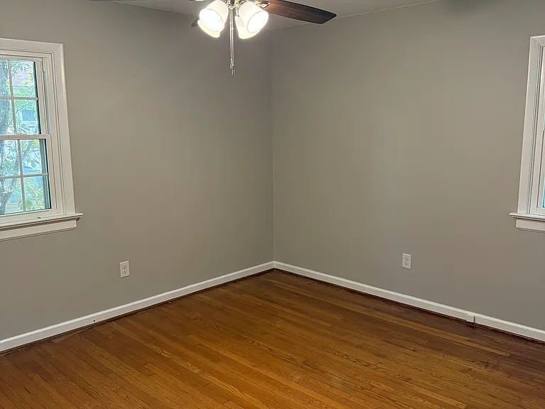 805 Maybeury Dr — Photo 15