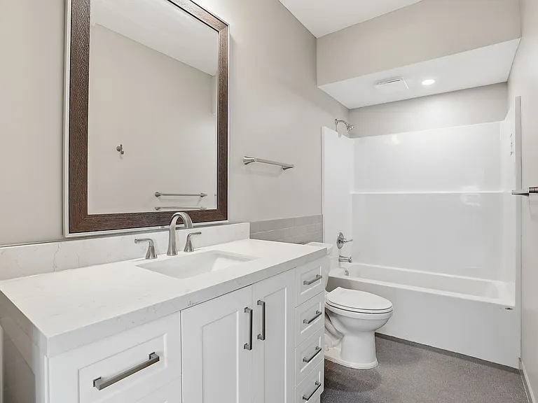1106 Hawthorne Ave E #1 — Photo 20