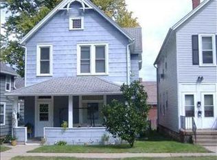 2546 Broadway St, Dubuque, IA 52001