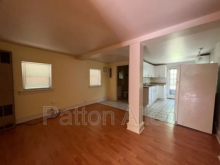 10 Miller Rd E #B — Photo 6