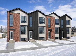 2850 Grant Cres SW #2852, Calgary, AB T3E4L1