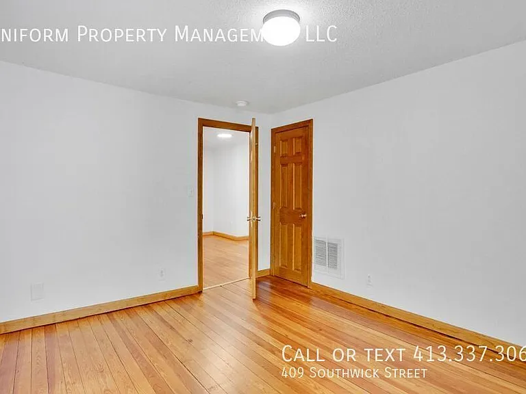 409 Southwick St — Photo 28
